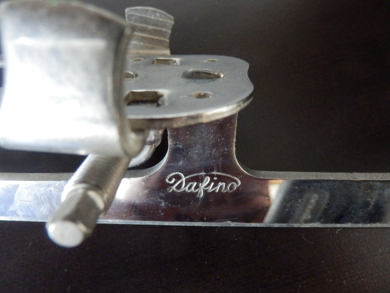 b03